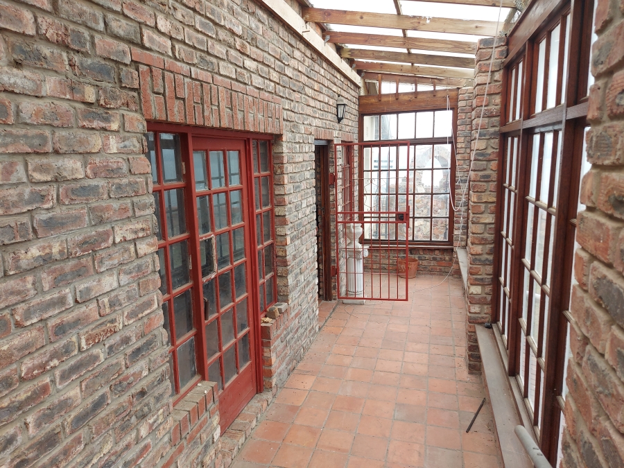 4 Bedroom Property for Sale in Da Nova Western Cape